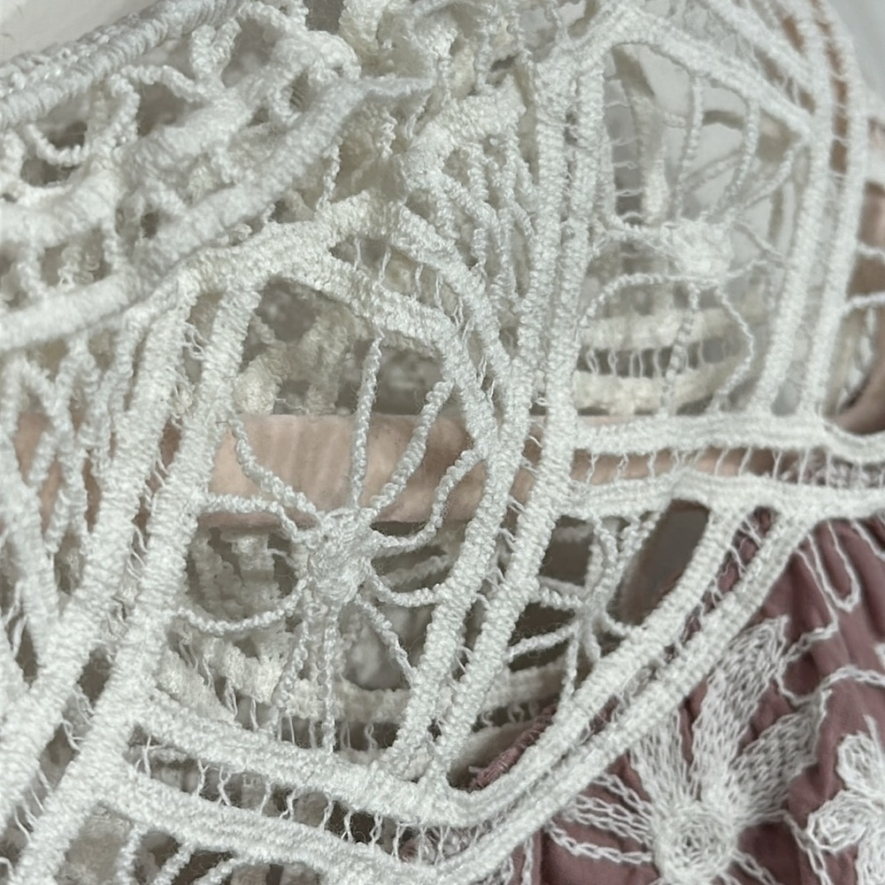 Sundance Holland Lace Cutout - Picture 9 of 11